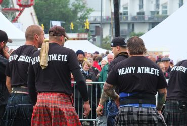 Highland games : compétition annuelle de sports traditionnels écossais
